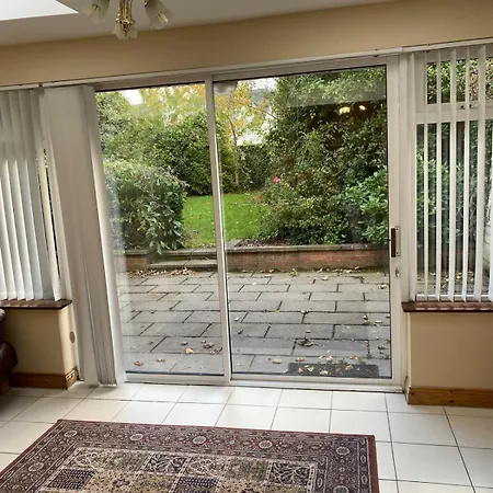 בית נופש Spacious 4 Bed Prime Location Limerick Junction